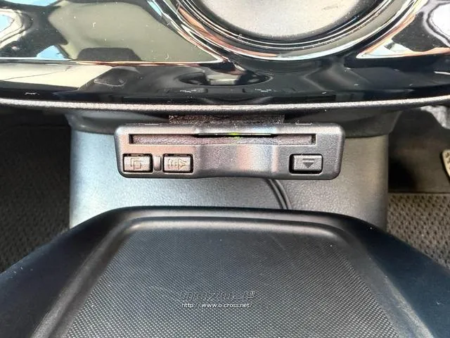 レンタアップ車徹底売り尽くしセール!ナビ・ETC・バックカメラ付で装備充実。愛車の買取査定、委託販売なども行ってます〜♪中古車買うなら西崎総合運動公園向かいのネクサスレンタカーへ。 トヨタ プリウス