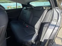 トヨタ プリウス