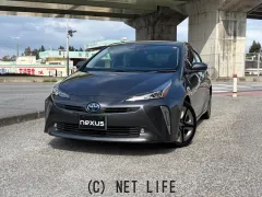 トヨタ プリウス