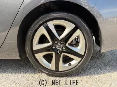 トヨタ プリウス