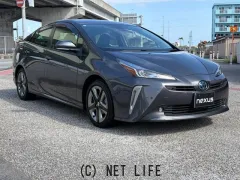 トヨタ プリウス