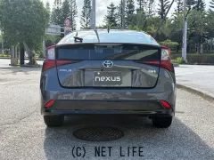 トヨタ プリウス