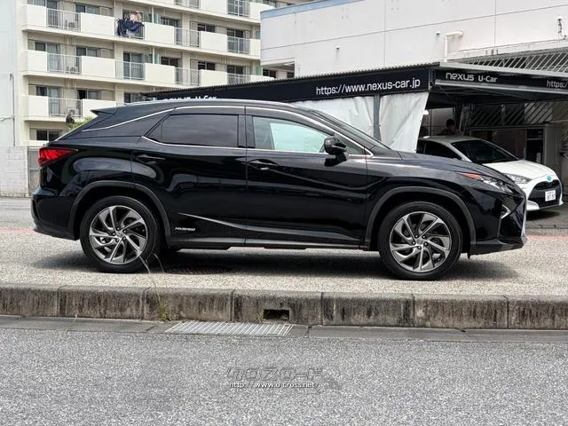レンタアップ車徹底売り尽くしセール!ナビ・ETC・バックカメラ付で装備充実。愛車の買取査定、委託販売なども行ってます〜♪中古車買うなら西崎総合運動公園向かいのネクサスレンタカーへ。 レクサス RX