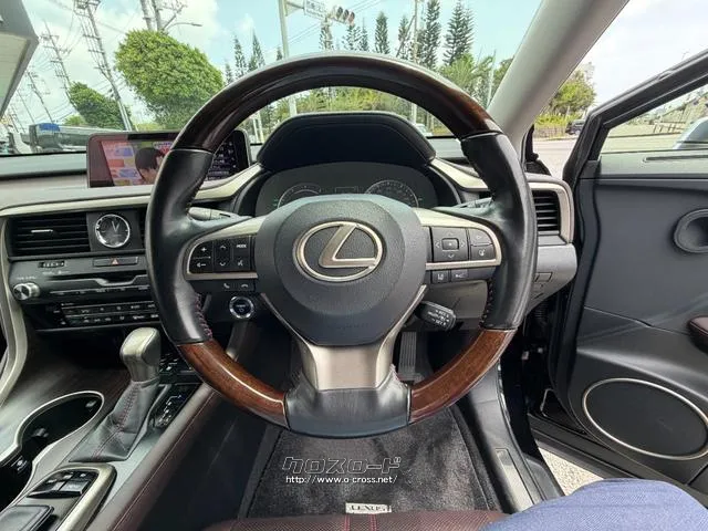 レンタアップ車徹底売り尽くしセール!ナビ・ETC・バックカメラ付で装備充実。愛車の買取査定、委託販売なども行ってます〜♪中古車買うなら西崎総合運動公園向かいのネクサスレンタカーへ。 レクサス RX