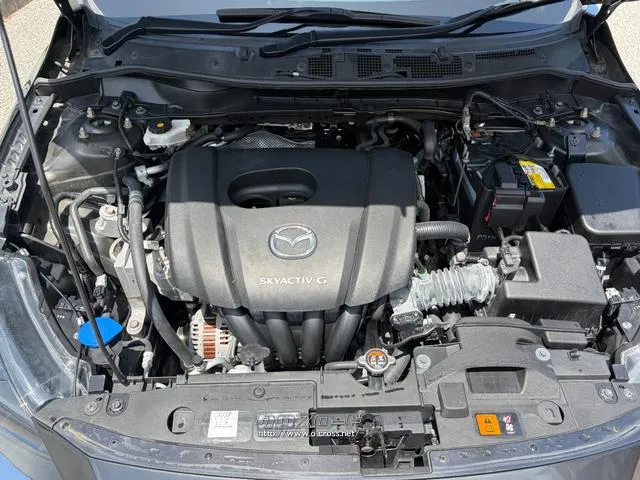 レンタアップ車徹底売り尽くしセール!ナビ・ETC・バックカメラ付で装備充実。愛車の買取査定、委託販売なども行ってます〜♪中古車買うなら西崎総合運動公園向かいのネクサスレンタカーへ。 マツダ MAZDA2