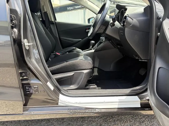 レンタアップ車徹底売り尽くしセール!ナビ・ETC・バックカメラ付で装備充実。愛車の買取査定、委託販売なども行ってます〜♪中古車買うなら西崎総合運動公園向かいのネクサスレンタカーへ。 マツダ MAZDA2