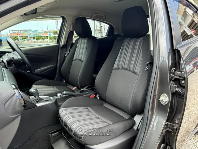 レンタアップ車徹底売り尽くしセール!ナビ・ETC・バックカメラ付で装備充実。愛車の買取査定、委託販売なども行ってます〜♪中古車買うなら西崎総合運動公園向かいのネクサスレンタカーへ。 マツダ MAZDA2