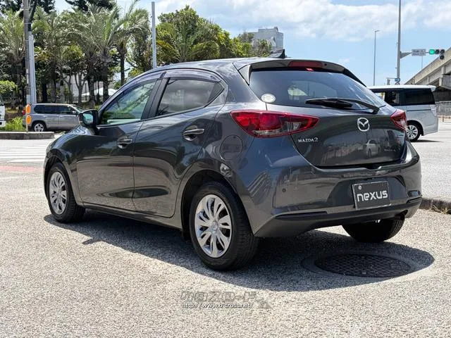 レンタアップ車徹底売り尽くしセール!ナビ・ETC・バックカメラ付で装備充実。愛車の買取査定、委託販売なども行ってます〜♪中古車買うなら西崎総合運動公園向かいのネクサスレンタカーへ。 マツダ MAZDA2