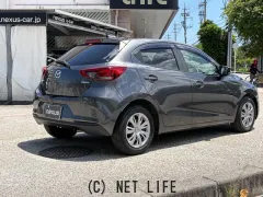 マツダ MAZDA2