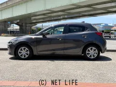 マツダ MAZDA2