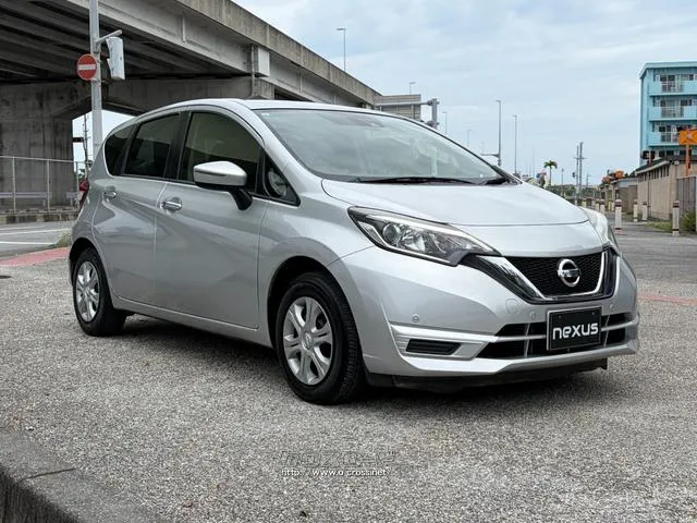 レンタアップ車徹底売り尽くしセール!ナビ・ETC・バックカメラ付で装備充実。愛車の買取査定、委託販売なども行ってます〜♪中古車買うなら西崎総合運動公園向かいのネクサスレンタカーへ。 日産 ノート