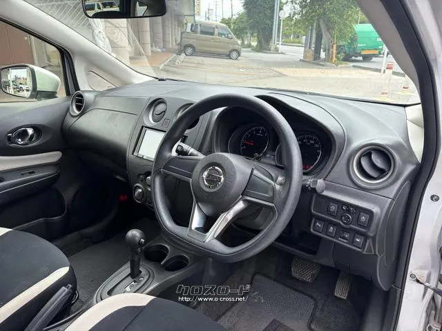 レンタアップ車徹底売り尽くしセール!ナビ・ETC・バックカメラ付で装備充実。愛車の買取査定、委託販売なども行ってます〜♪中古車買うなら西崎総合運動公園向かいのネクサスレンタカーへ。 日産 ノート