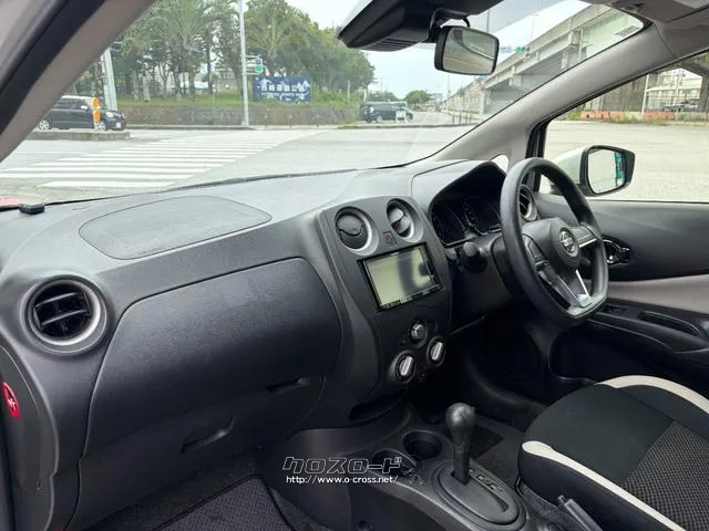 レンタアップ車徹底売り尽くしセール!ナビ・ETC・バックカメラ付で装備充実。愛車の買取査定、委託販売なども行ってます〜♪中古車買うなら西崎総合運動公園向かいのネクサスレンタカーへ。 日産 ノート