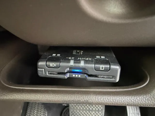 レンタアップ車徹底売り尽くしセール!ナビ・ETC・バックカメラ付で装備充実。愛車の買取査定、委託販売なども行ってます〜♪中古車買うなら西崎総合運動公園向かいのネクサスレンタカーへ。 ホンダ N-BOX
