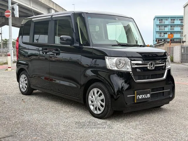 レンタアップ車徹底売り尽くしセール!ナビ・ETC・バックカメラ付で装備充実。愛車の買取査定、委託販売なども行ってます〜♪中古車買うなら西崎総合運動公園向かいのネクサスレンタカーへ。 ホンダ N-BOX