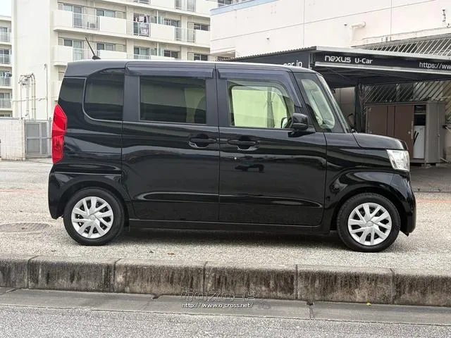 レンタアップ車徹底売り尽くしセール!ナビ・ETC・バックカメラ付で装備充実。愛車の買取査定、委託販売なども行ってます〜♪中古車買うなら西崎総合運動公園向かいのネクサスレンタカーへ。 ホンダ N-BOX
