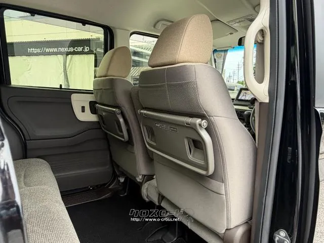 レンタアップ車徹底売り尽くしセール!ナビ・ETC・バックカメラ付で装備充実。愛車の買取査定、委託販売なども行ってます〜♪中古車買うなら西崎総合運動公園向かいのネクサスレンタカーへ。 ホンダ N-BOX