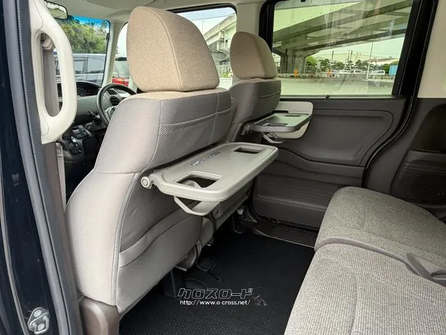 レンタアップ車徹底売り尽くしセール!ナビ・ETC・バックカメラ付で装備充実。愛車の買取査定、委託販売なども行ってます〜♪中古車買うなら西崎総合運動公園向かいのネクサスレンタカーへ。 ホンダ N-BOX