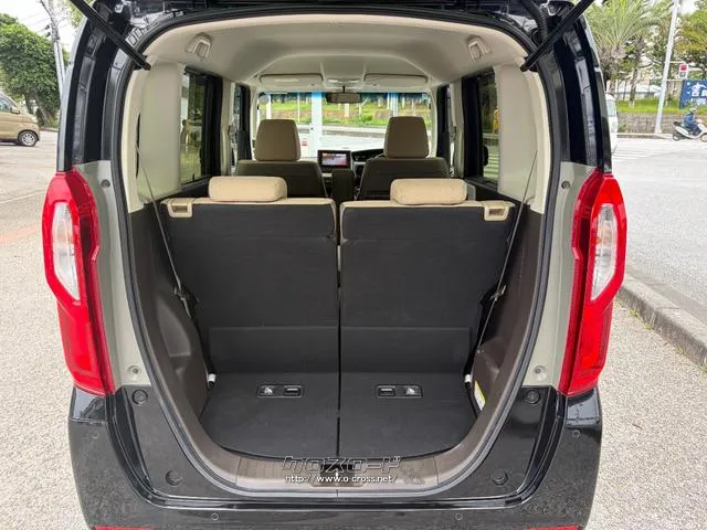レンタアップ車徹底売り尽くしセール!ナビ・ETC・バックカメラ付で装備充実。愛車の買取査定、委託販売なども行ってます〜♪中古車買うなら西崎総合運動公園向かいのネクサスレンタカーへ。 ホンダ N-BOX