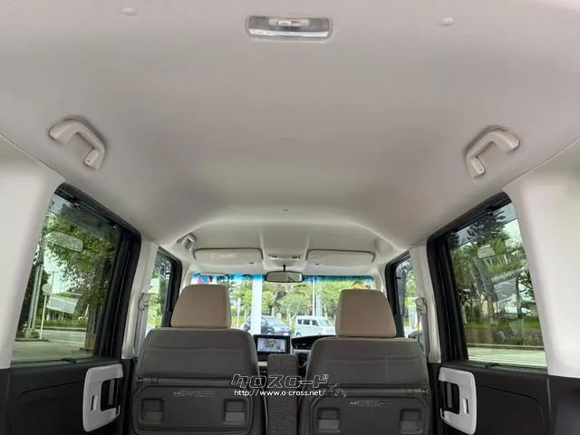 レンタアップ車徹底売り尽くしセール!ナビ・ETC・バックカメラ付で装備充実。愛車の買取査定、委託販売なども行ってます〜♪中古車買うなら西崎総合運動公園向かいのネクサスレンタカーへ。 ホンダ N-BOX