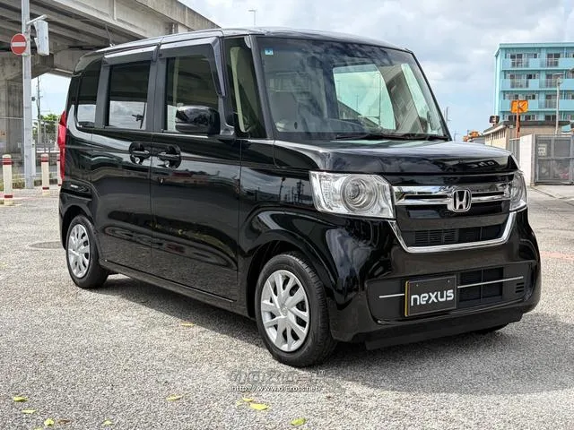 レンタアップ車徹底売り尽くしセール!ナビ・ETC・バックカメラ付で装備充実。愛車の買取査定、委託販売なども行ってます〜♪中古車買うなら西崎総合運動公園向かいのネクサスレンタカーへ。 ホンダ N-BOX