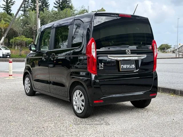 レンタアップ車徹底売り尽くしセール!ナビ・ETC・バックカメラ付で装備充実。愛車の買取査定、委託販売なども行ってます〜♪中古車買うなら西崎総合運動公園向かいのネクサスレンタカーへ。 ホンダ N-BOX