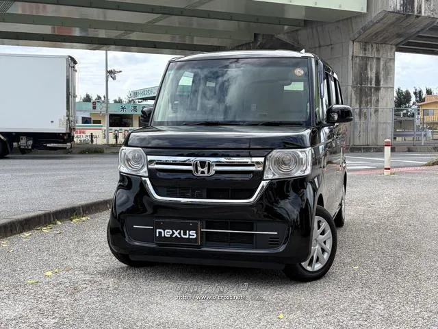 レンタアップ車徹底売り尽くしセール!ナビ・ETC・バックカメラ付で装備充実。愛車の買取査定、委託販売なども行ってます〜♪中古車買うなら西崎総合運動公園向かいのネクサスレンタカーへ。 ホンダ N-BOX