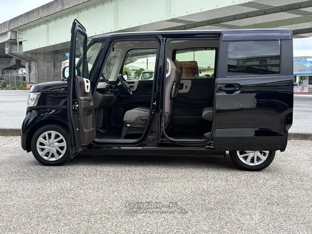 レンタアップ車徹底売り尽くしセール!ナビ・ETC・バックカメラ付で装備充実。愛車の買取査定、委託販売なども行ってます〜♪中古車買うなら西崎総合運動公園向かいのネクサスレンタカーへ。 ホンダ N-BOX