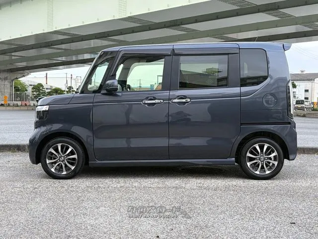 レンタアップ車徹底売り尽くしセール!ナビ・ETC・バックカメラ付で装備充実。愛車の買取査定、委託販売なども行ってます〜♪中古車買うなら西崎総合運動公園向かいのネクサスレンタカーへ。 ホンダ N-BOX