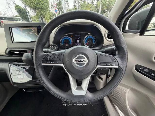 レンタアップ車徹底売り尽くしセール!ナビ・ETC・バックカメラ付で装備充実。愛車の買取査定、委託販売なども行ってます〜♪中古車買うなら西崎総合運動公園向かいのネクサスレンタカーへ。 日産 デイズ