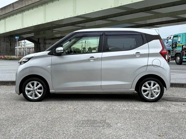 レンタアップ車徹底売り尽くしセール!ナビ・ETC・バックカメラ付で装備充実。愛車の買取査定、委託販売なども行ってます〜♪中古車買うなら西崎総合運動公園向かいのネクサスレンタカーへ。 日産 デイズ