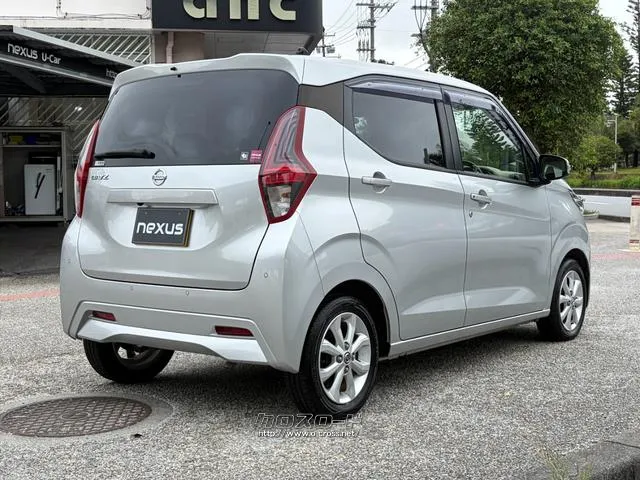 レンタアップ車徹底売り尽くしセール!ナビ・ETC・バックカメラ付で装備充実。愛車の買取査定、委託販売なども行ってます〜♪中古車買うなら西崎総合運動公園向かいのネクサスレンタカーへ。 日産 デイズ