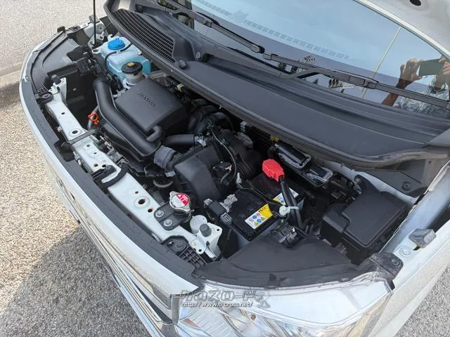 レンタアップ車徹底売り尽くしセール!ナビ・ETC・バックカメラ付で装備充実。愛車の買取査定、委託販売なども行ってます〜♪中古車買うなら西崎総合運動公園向かいのネクサスレンタカーへ。 ホンダ N-BOX