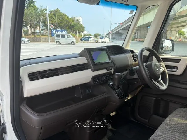 レンタアップ車徹底売り尽くしセール!ナビ・ETC・バックカメラ付で装備充実。愛車の買取査定、委託販売なども行ってます〜♪中古車買うなら西崎総合運動公園向かいのネクサスレンタカーへ。 ホンダ N-BOX