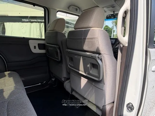 レンタアップ車徹底売り尽くしセール!ナビ・ETC・バックカメラ付で装備充実。愛車の買取査定、委託販売なども行ってます〜♪中古車買うなら西崎総合運動公園向かいのネクサスレンタカーへ。 ホンダ N-BOX