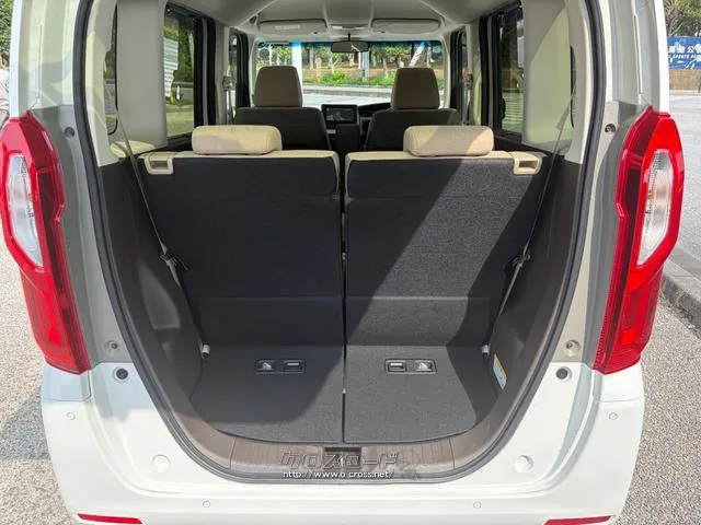 レンタアップ車徹底売り尽くしセール!ナビ・ETC・バックカメラ付で装備充実。愛車の買取査定、委託販売なども行ってます〜♪中古車買うなら西崎総合運動公園向かいのネクサスレンタカーへ。 ホンダ N-BOX