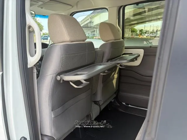 レンタアップ車徹底売り尽くしセール!ナビ・ETC・バックカメラ付で装備充実。愛車の買取査定、委託販売なども行ってます〜♪中古車買うなら西崎総合運動公園向かいのネクサスレンタカーへ。 ホンダ N-BOX