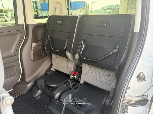 レンタアップ車徹底売り尽くしセール!ナビ・ETC・バックカメラ付で装備充実。愛車の買取査定、委託販売なども行ってます〜♪中古車買うなら西崎総合運動公園向かいのネクサスレンタカーへ。 ホンダ N-BOX