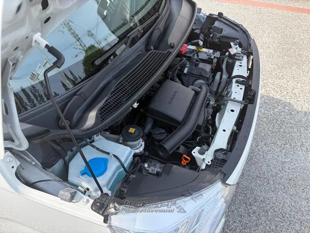 レンタアップ車徹底売り尽くしセール!ナビ・ETC・バックカメラ付で装備充実。愛車の買取査定、委託販売なども行ってます〜♪中古車買うなら西崎総合運動公園向かいのネクサスレンタカーへ。 ホンダ N-BOX
