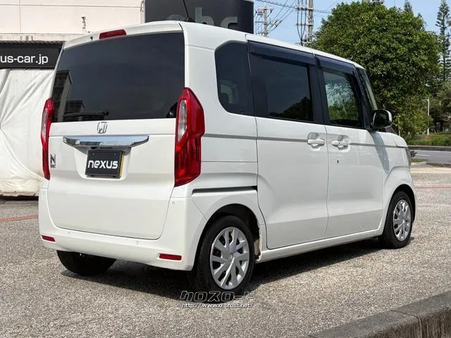 レンタアップ車徹底売り尽くしセール!ナビ・ETC・バックカメラ付で装備充実。愛車の買取査定、委託販売なども行ってます〜♪中古車買うなら西崎総合運動公園向かいのネクサスレンタカーへ。 ホンダ N-BOX