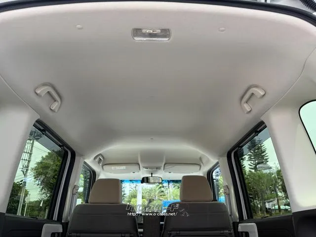 レンタアップ車徹底売り尽くしセール!ナビ・ETC・バックカメラ付で装備充実。愛車の買取査定、委託販売なども行ってます〜♪中古車買うなら西崎総合運動公園向かいのネクサスレンタカーへ。 ホンダ N-BOX