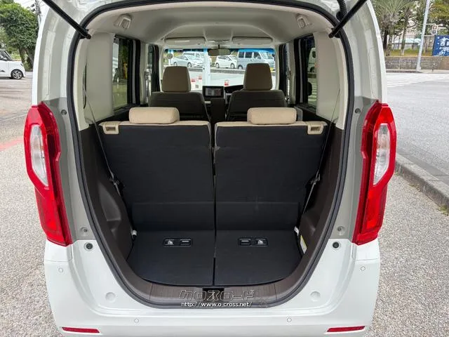 レンタアップ車徹底売り尽くしセール!ナビ・ETC・バックカメラ付で装備充実。愛車の買取査定、委託販売なども行ってます〜♪中古車買うなら西崎総合運動公園向かいのネクサスレンタカーへ。 ホンダ N-BOX