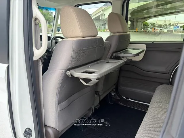 レンタアップ車徹底売り尽くしセール!ナビ・ETC・バックカメラ付で装備充実。愛車の買取査定、委託販売なども行ってます〜♪中古車買うなら西崎総合運動公園向かいのネクサスレンタカーへ。 ホンダ N-BOX