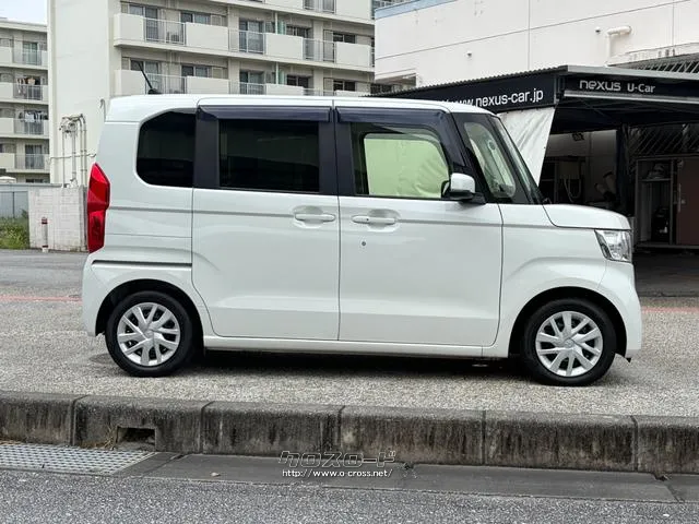レンタアップ車徹底売り尽くしセール!ナビ・ETC・バックカメラ付で装備充実。愛車の買取査定、委託販売なども行ってます〜♪中古車買うなら西崎総合運動公園向かいのネクサスレンタカーへ。 ホンダ N-BOX