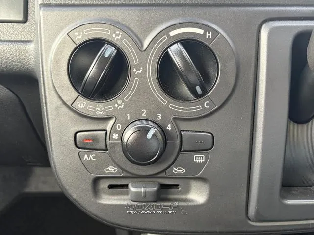 レンタアップ車徹底売り尽くしセール!ナビ・ETC・バックカメラ付で装備充実。愛車の買取査定、委託販売なども行ってます〜♪中古車買うなら西崎総合運動公園向かいのネクサスレンタカーへ。 スズキ アルト