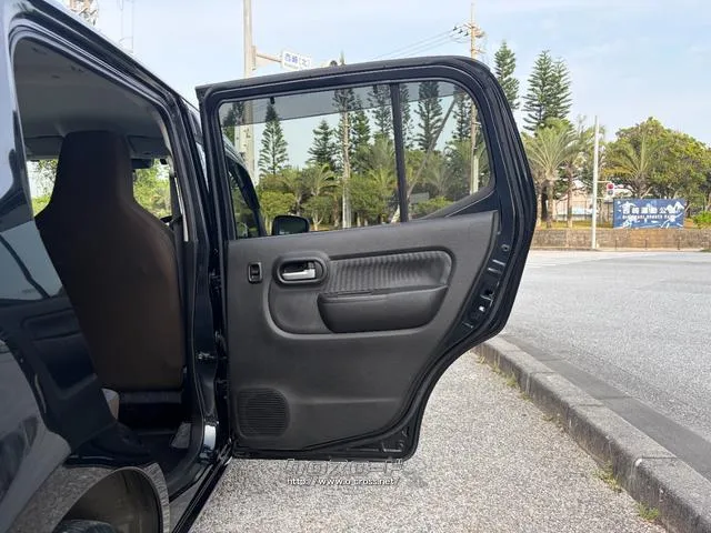 レンタアップ車徹底売り尽くしセール!ナビ・ETC・バックカメラ付で装備充実。愛車の買取査定、委託販売なども行ってます〜♪中古車買うなら西崎総合運動公園向かいのネクサスレンタカーへ。 スズキ アルト