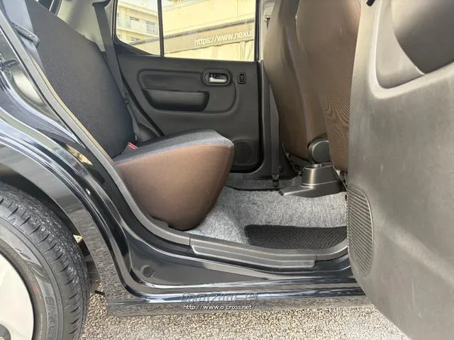レンタアップ車徹底売り尽くしセール!ナビ・ETC・バックカメラ付で装備充実。愛車の買取査定、委託販売なども行ってます〜♪中古車買うなら西崎総合運動公園向かいのネクサスレンタカーへ。 スズキ アルト