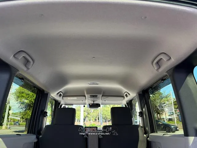 レンタアップ車徹底売り尽くしセール!ナビ・ETC・バックカメラ付で装備充実。愛車の買取査定、委託販売なども行ってます〜♪中古車買うなら西崎総合運動公園向かいのネクサスレンタカーへ。 ホンダ N-BOX