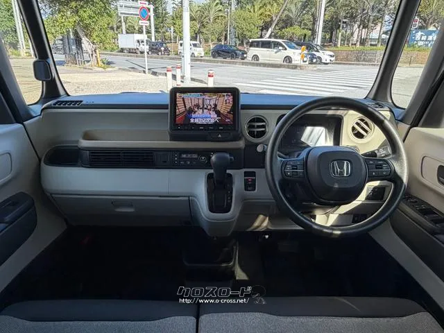 レンタアップ車徹底売り尽くしセール!ナビ・ETC・バックカメラ付で装備充実。愛車の買取査定、委託販売なども行ってます〜♪中古車買うなら西崎総合運動公園向かいのネクサスレンタカーへ。 ホンダ N-BOX