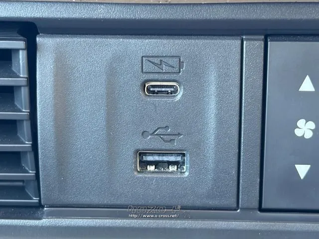 レンタアップ車徹底売り尽くしセール!ナビ・ETC・バックカメラ付で装備充実。愛車の買取査定、委託販売なども行ってます〜♪中古車買うなら西崎総合運動公園向かいのネクサスレンタカーへ。 ホンダ N-BOX